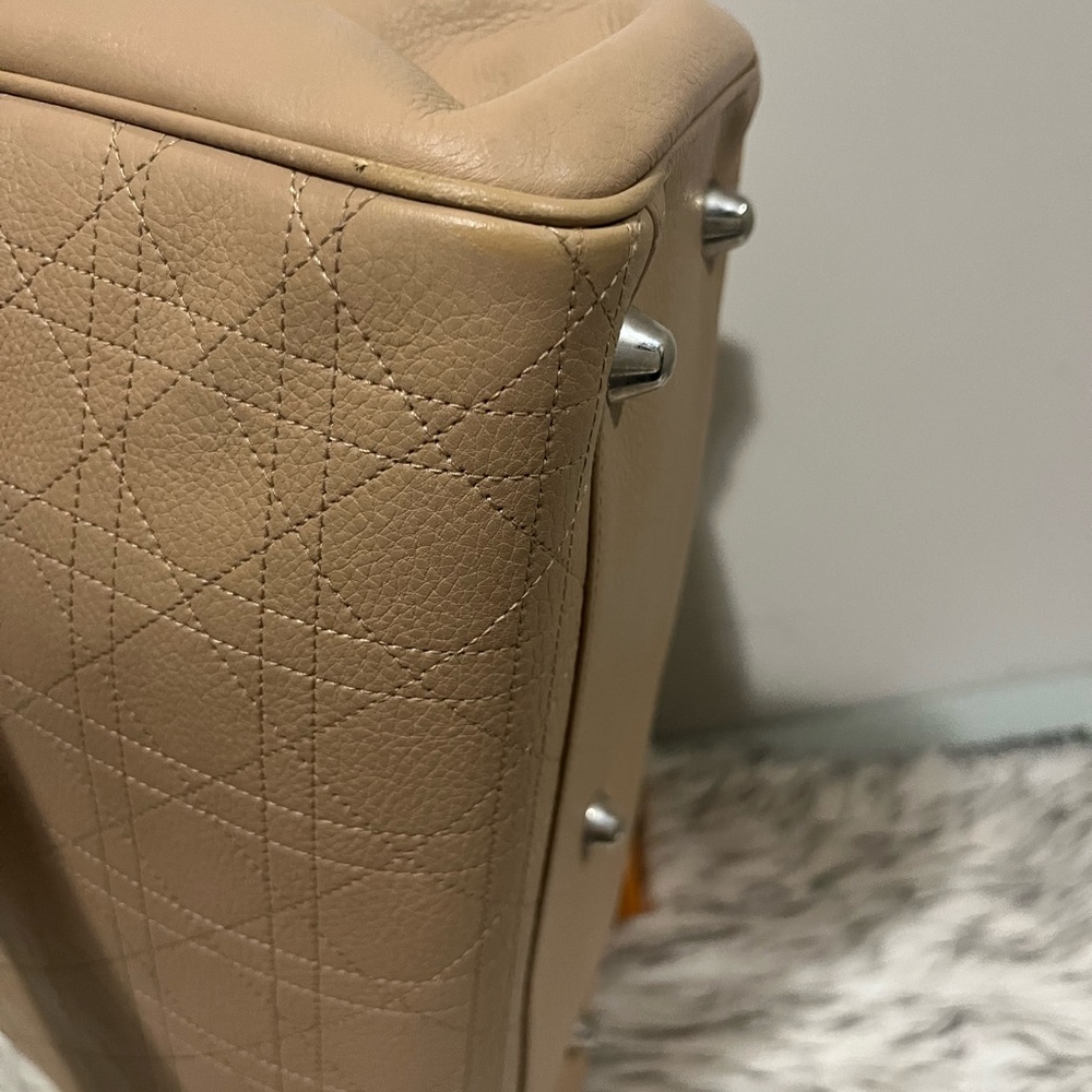 Dior Cannage tote - Picture 12 of 17